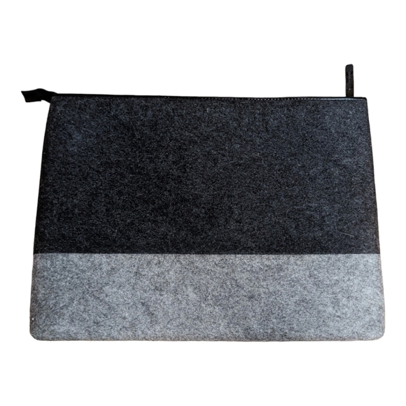 Kate Spade Laptop Sleeve - Picture 3 of 4